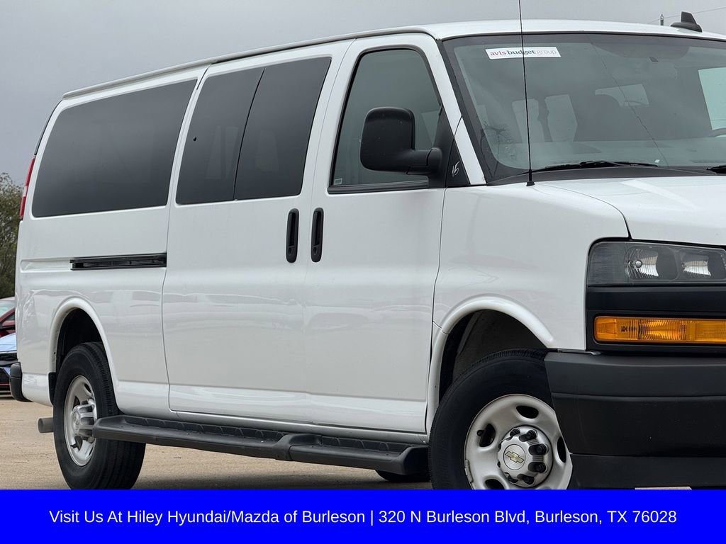 Used 2023 Chevrolet Express 3500 LS image 3