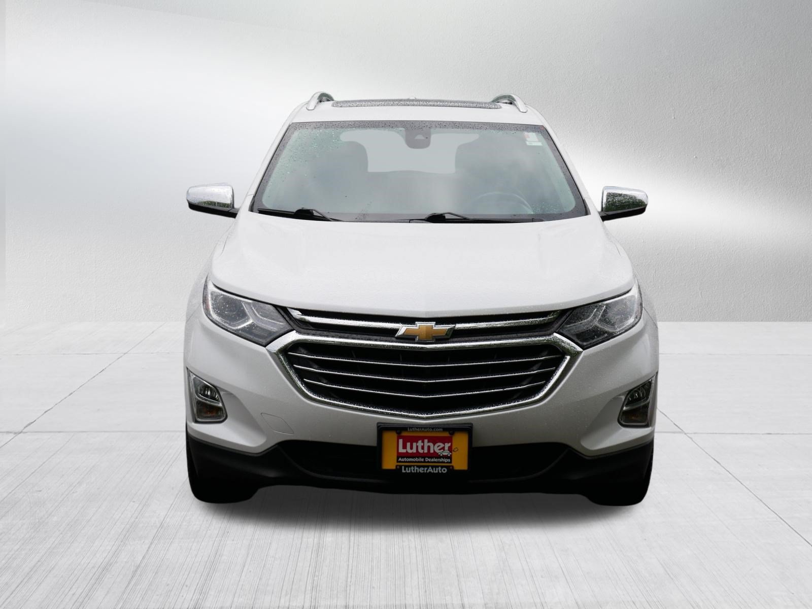 Used 2018 Chevrolet Equinox Premier AWD/4WD image 2