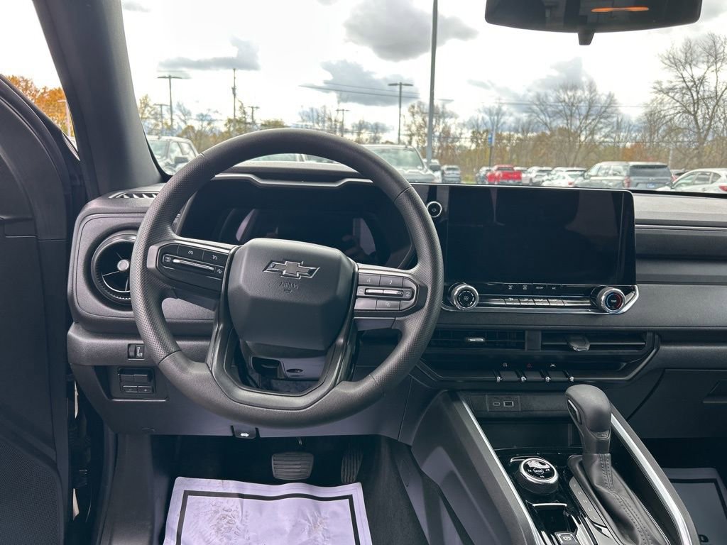 Used 2024 Chevrolet Colorado Trail Boss w/ Advanced Trailering Package image 3