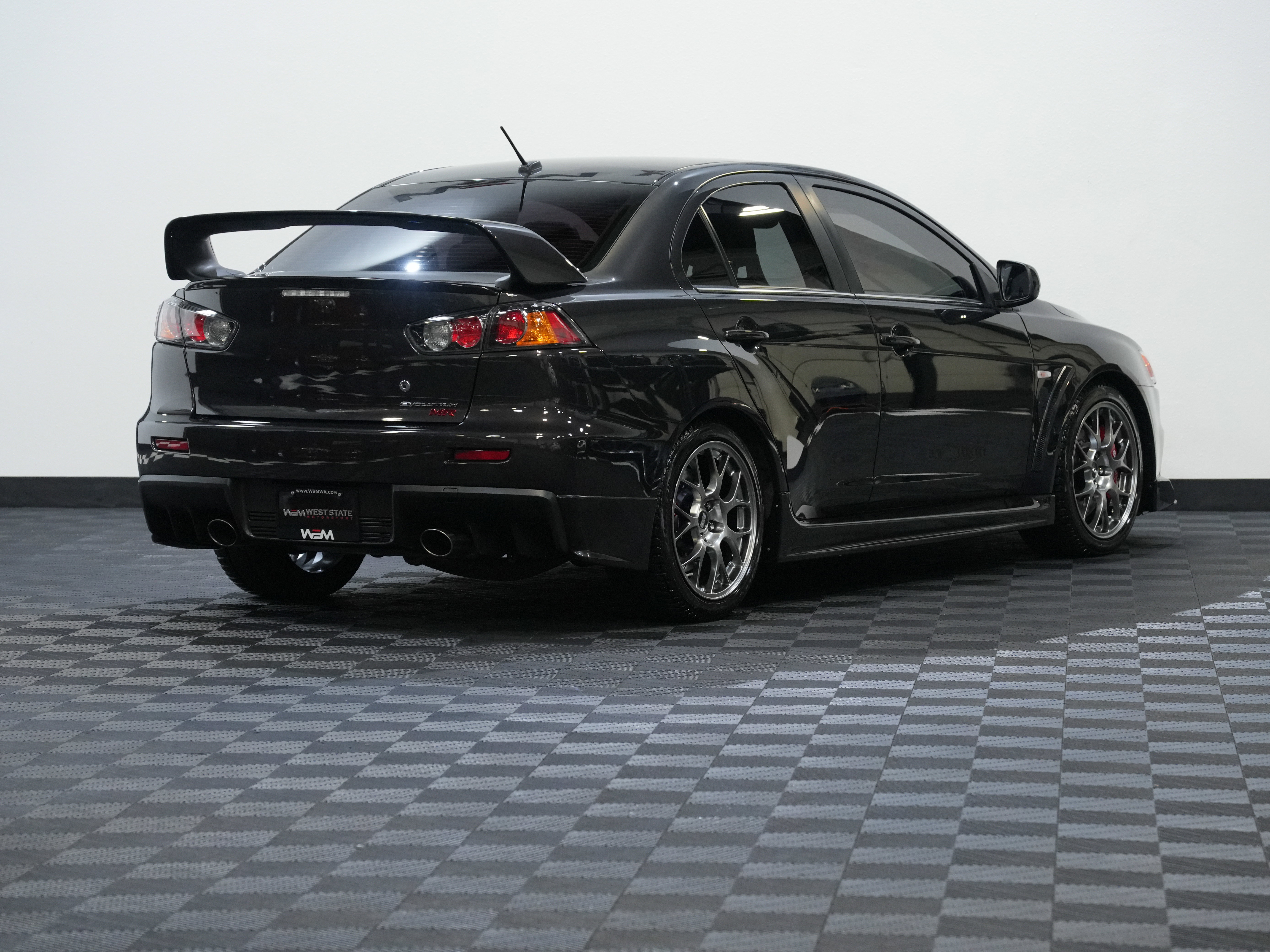 Used 2010 Mitsubishi Lancer Evolution MR image 6