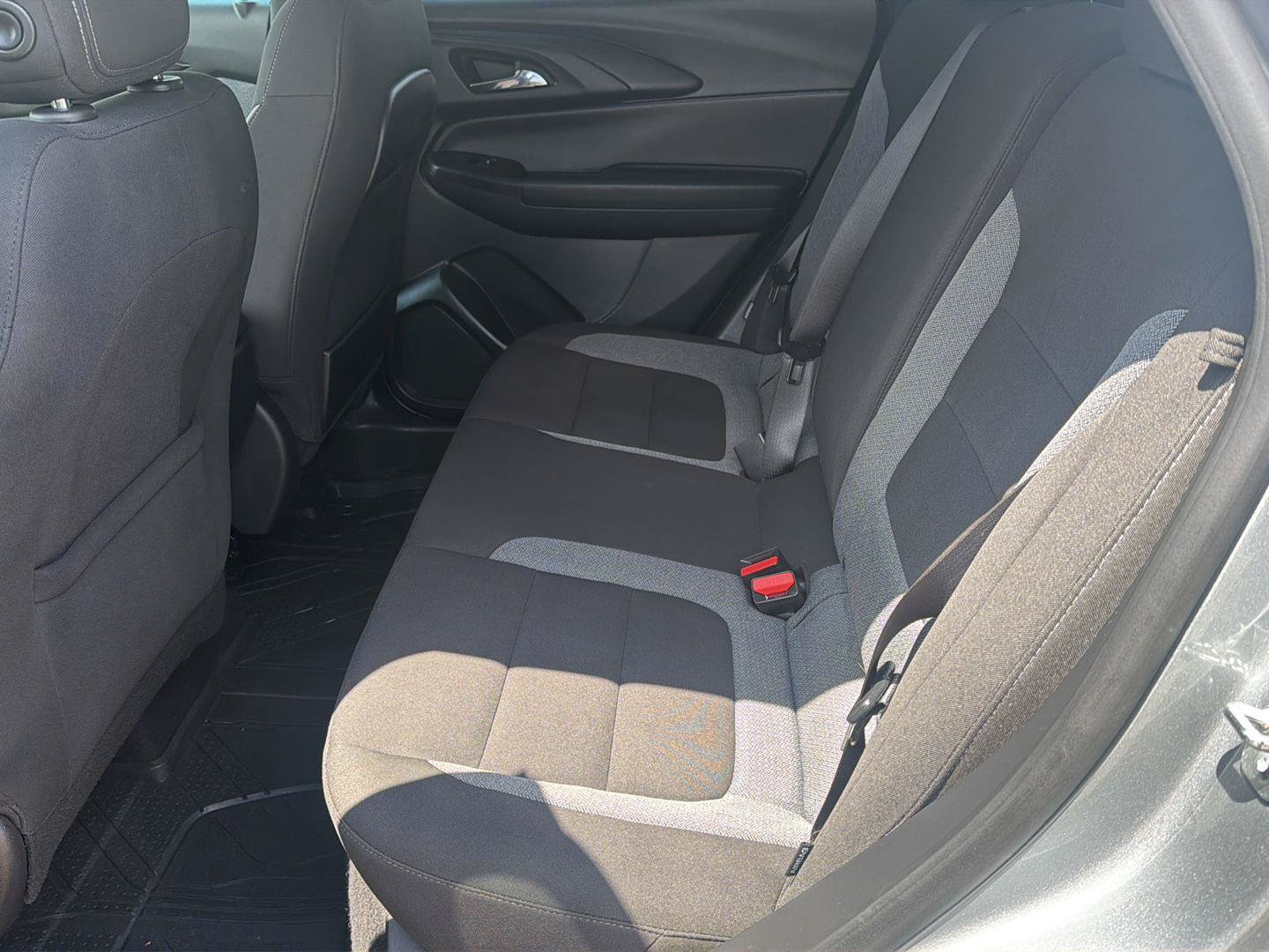 Used 2025 Chevrolet TrailBlazer LT FWD image 29