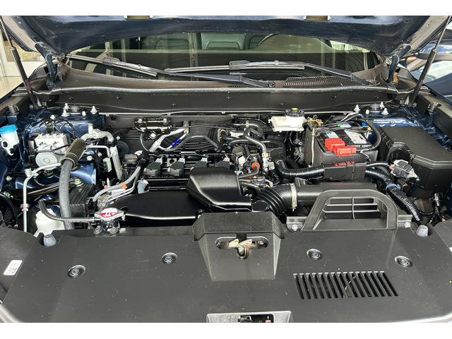 Used 2024 Honda CR-V EX-L image 12