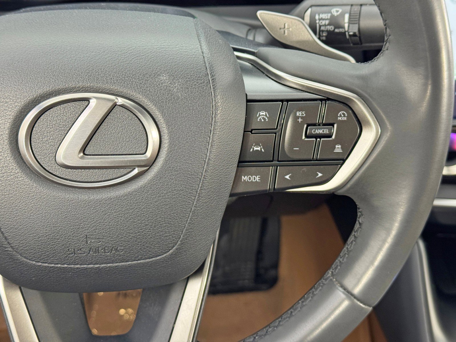 Used 2023 Lexus RZ 450e Premium w/ Accessory Package (2T) image 21