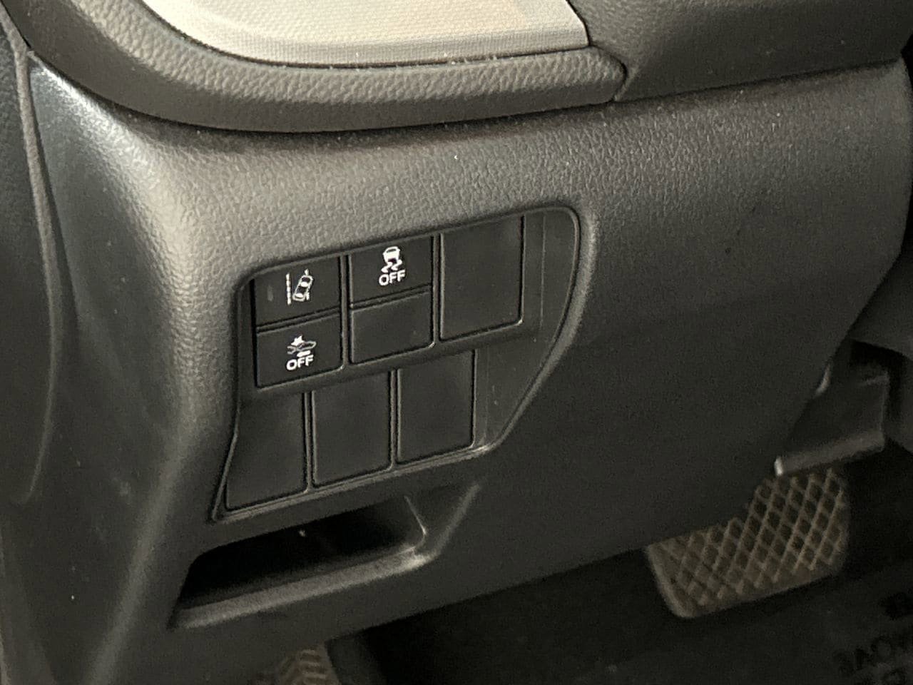 Used 2020 Honda CR-V LX image 11