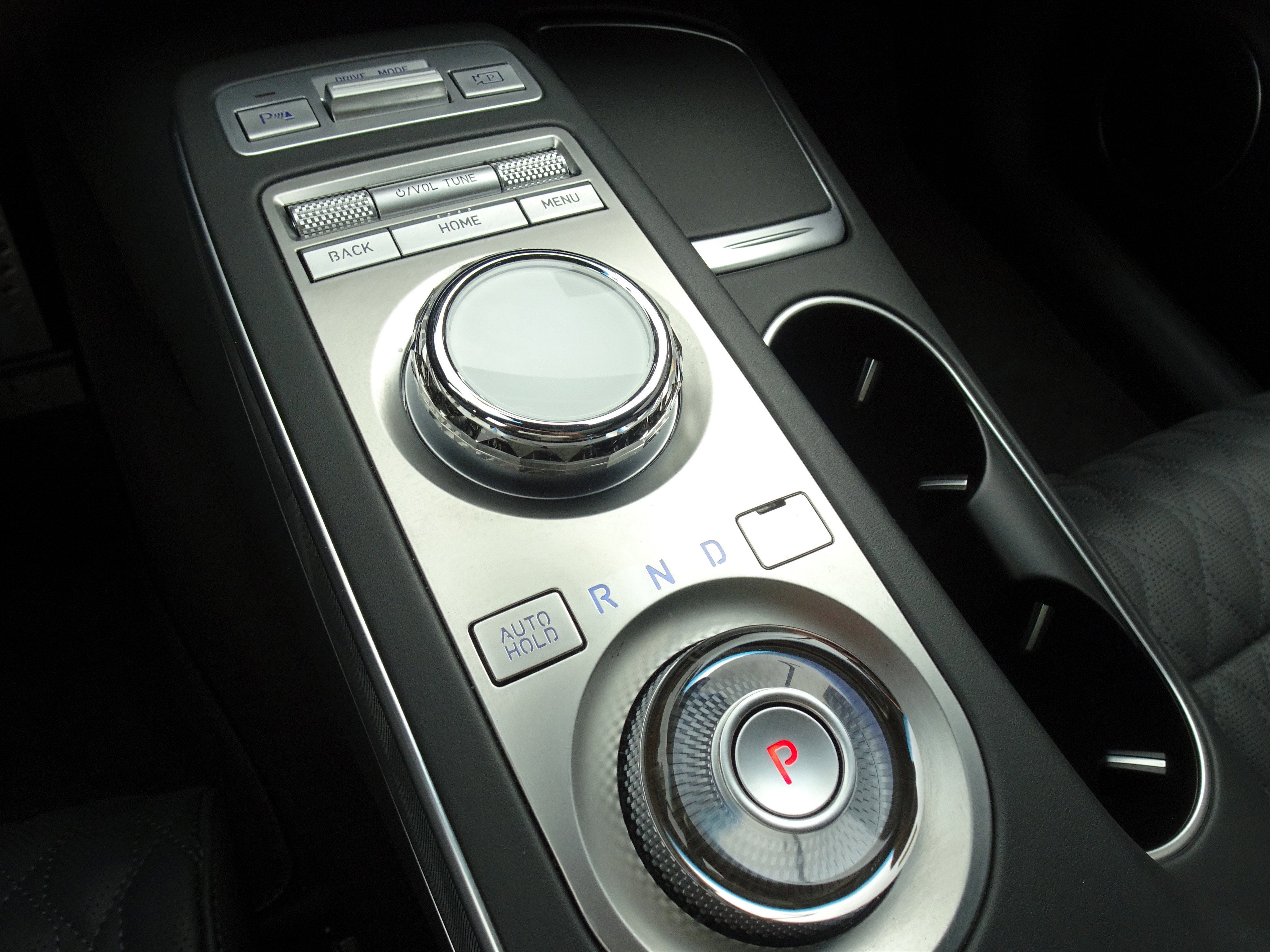 New 2025 Genesis GV70 3.5T Sport w/ Sport Advanced Package image 15