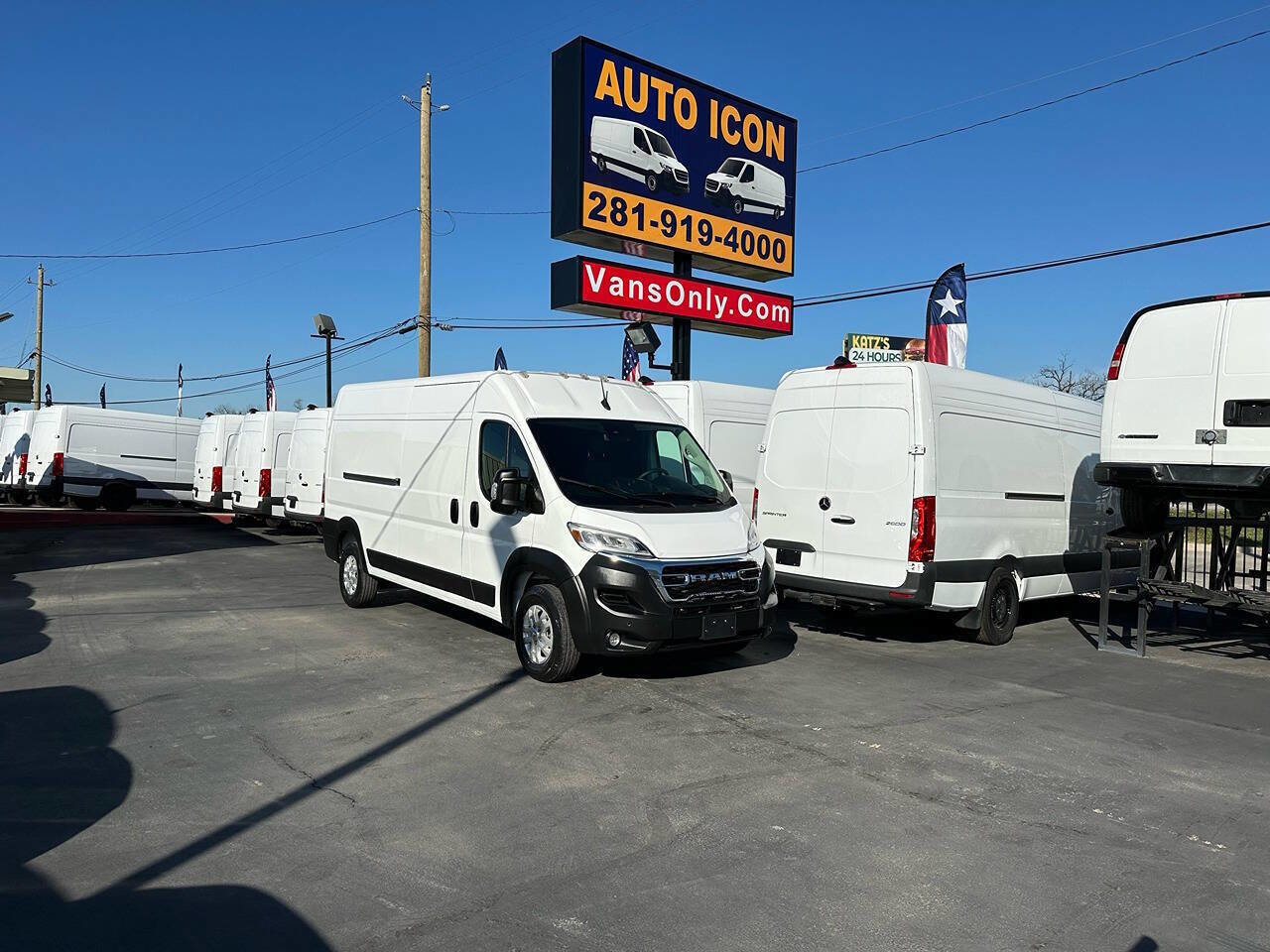 Used 2024 RAM ProMaster 2500 w/ Quick Order Package 22G SLT image 23