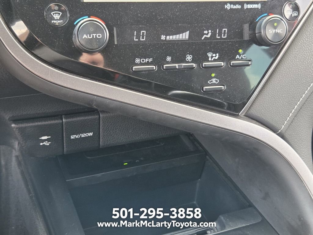 Used 2019 Toyota Camry XSE FWD image 19
