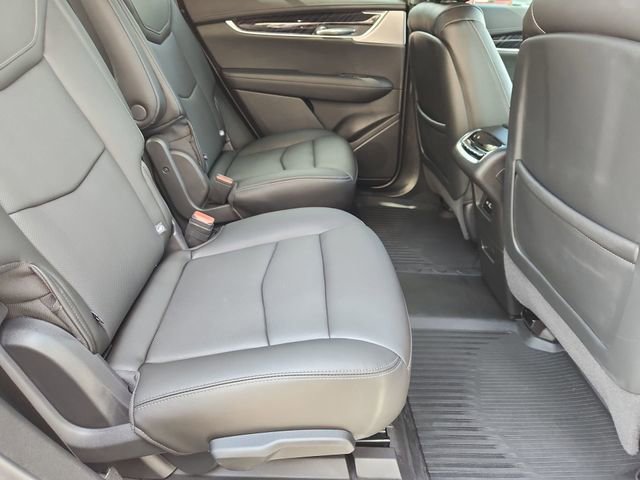 Certified 2023 Cadillac XT6 Premium Luxury w/ Technology Package FWD image 28