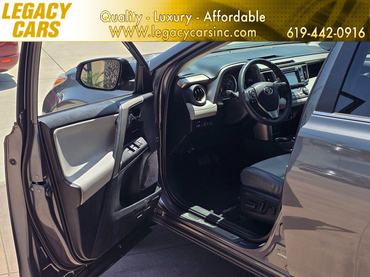 Used 2015 Toyota RAV4 Limited w/ Technology Package FWD image 50