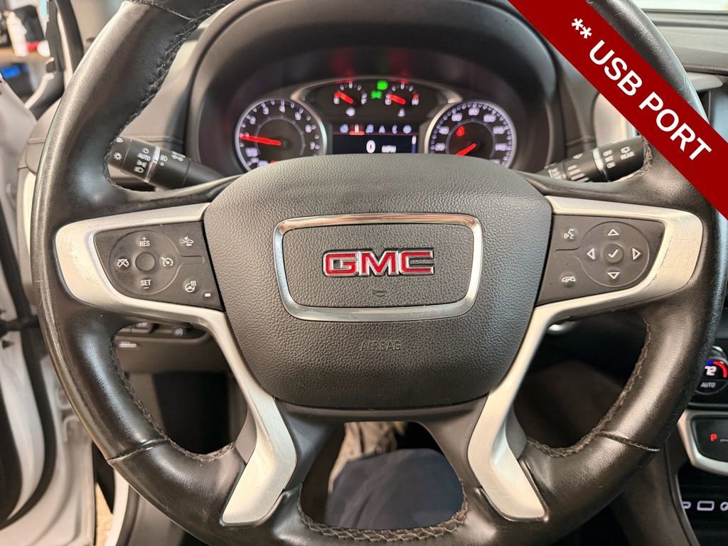 Used 2023 GMC Terrain SLT w/ Tech Package image 21