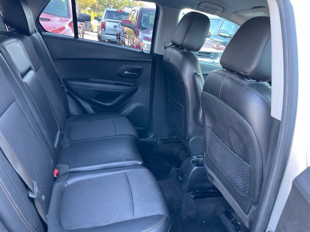 Used 2018 Chevrolet Trax LT w/ LT Convenience Package AWD/4WD image 21