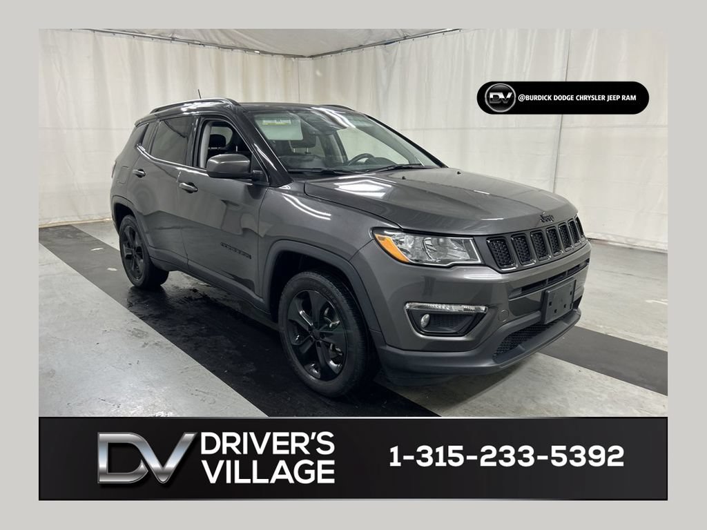 Used 2021 Jeep Compass Latitude w/ Sun and Sound Group AWD/4WD image 1