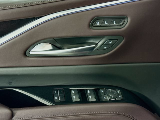 Used 2023 Cadillac Escalade Sport Platinum AWD/4WD image 19