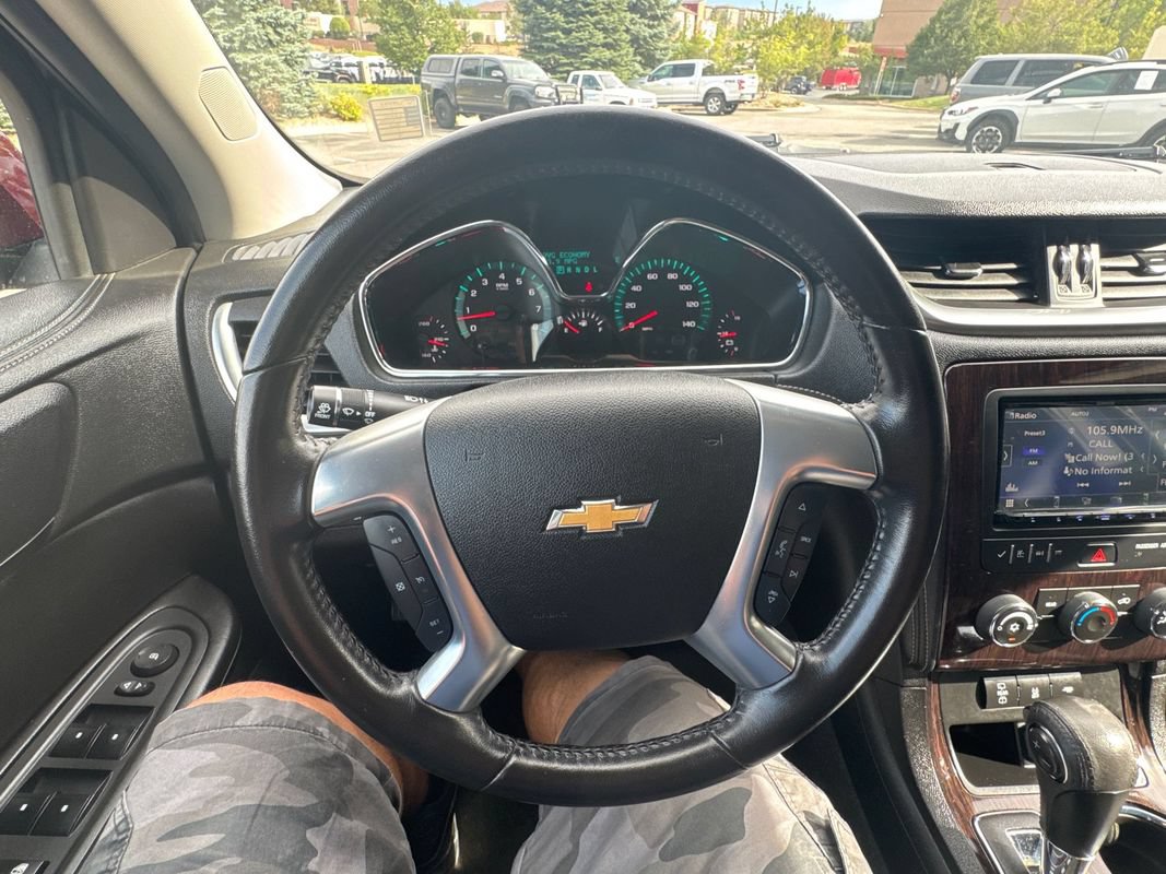 Used 2015 Chevrolet Traverse LT AWD/4WD image 30