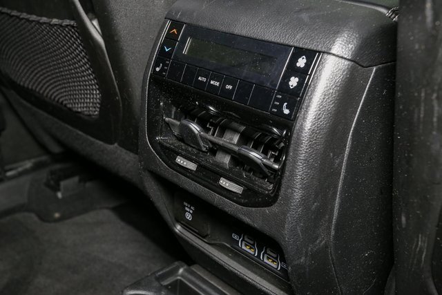 Used 2023 Jeep Grand Cherokee L Limited image 22