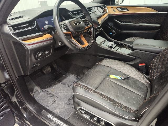 Used 2023 Jeep Grand Cherokee L Summit image 11