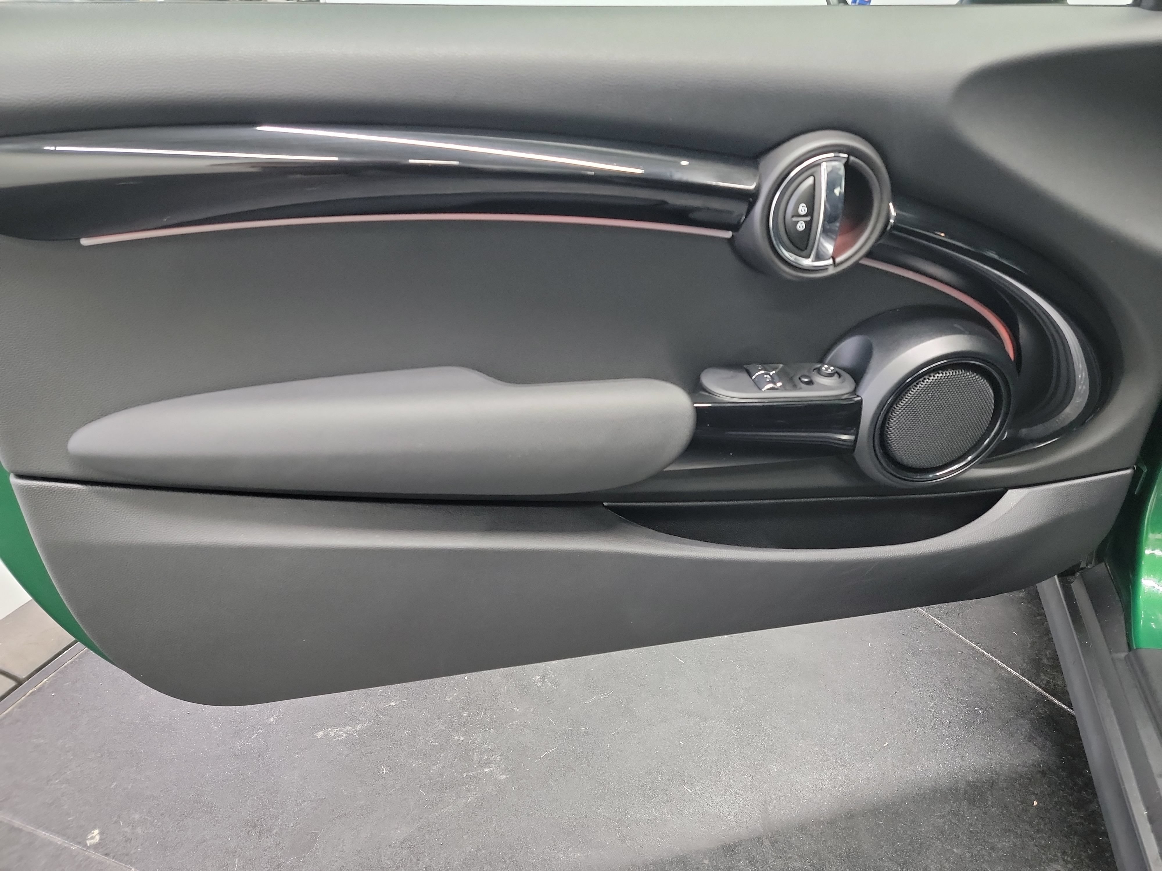 Used 2022 MINI Cooper S FWD image 13