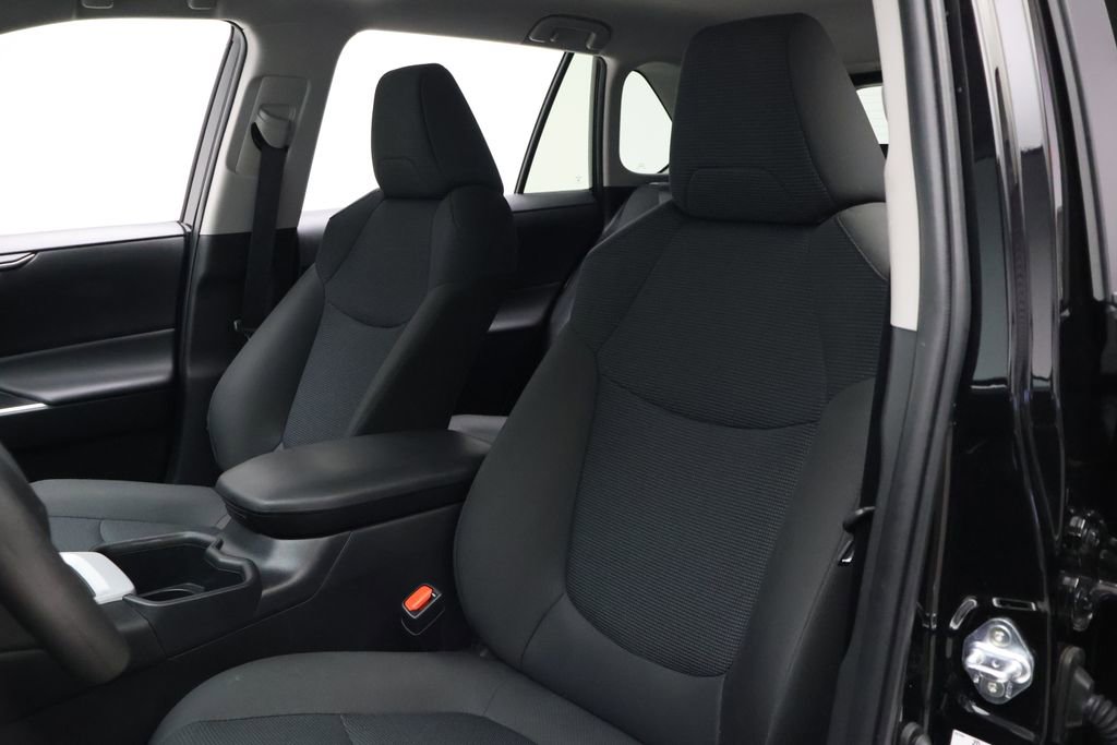 Certified 2025 Toyota RAV4 LE image 13