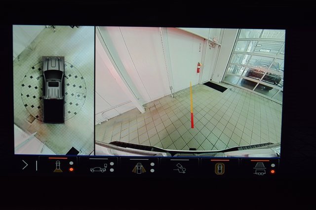 Used 2024 GMC Sierra 2500 Denali Ultimate image 56