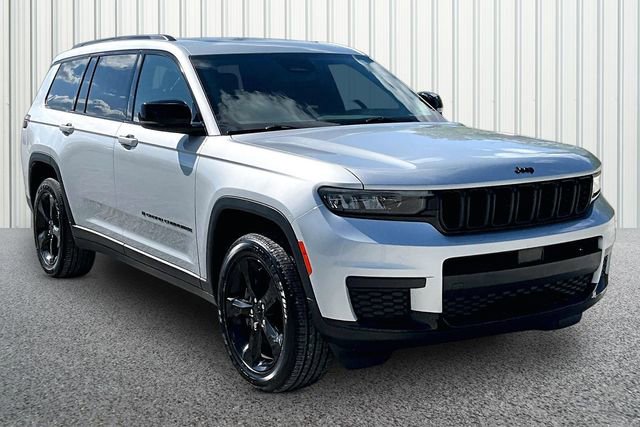 Used 2023 Jeep Grand Cherokee L Laredo