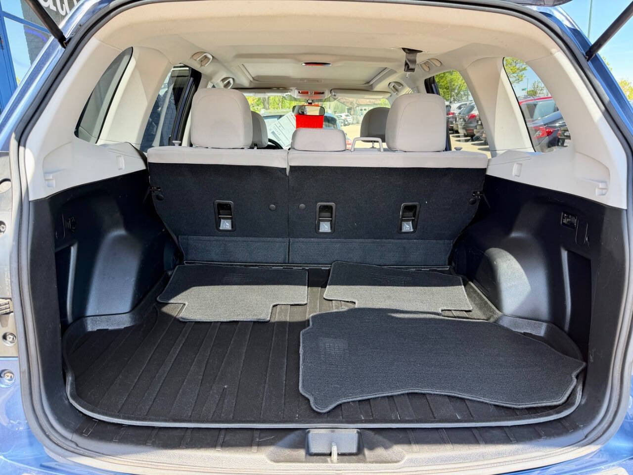 Used 2014 Subaru Forester 2.5i Premium w/ All-Weather Package AWD/4WD image 19
