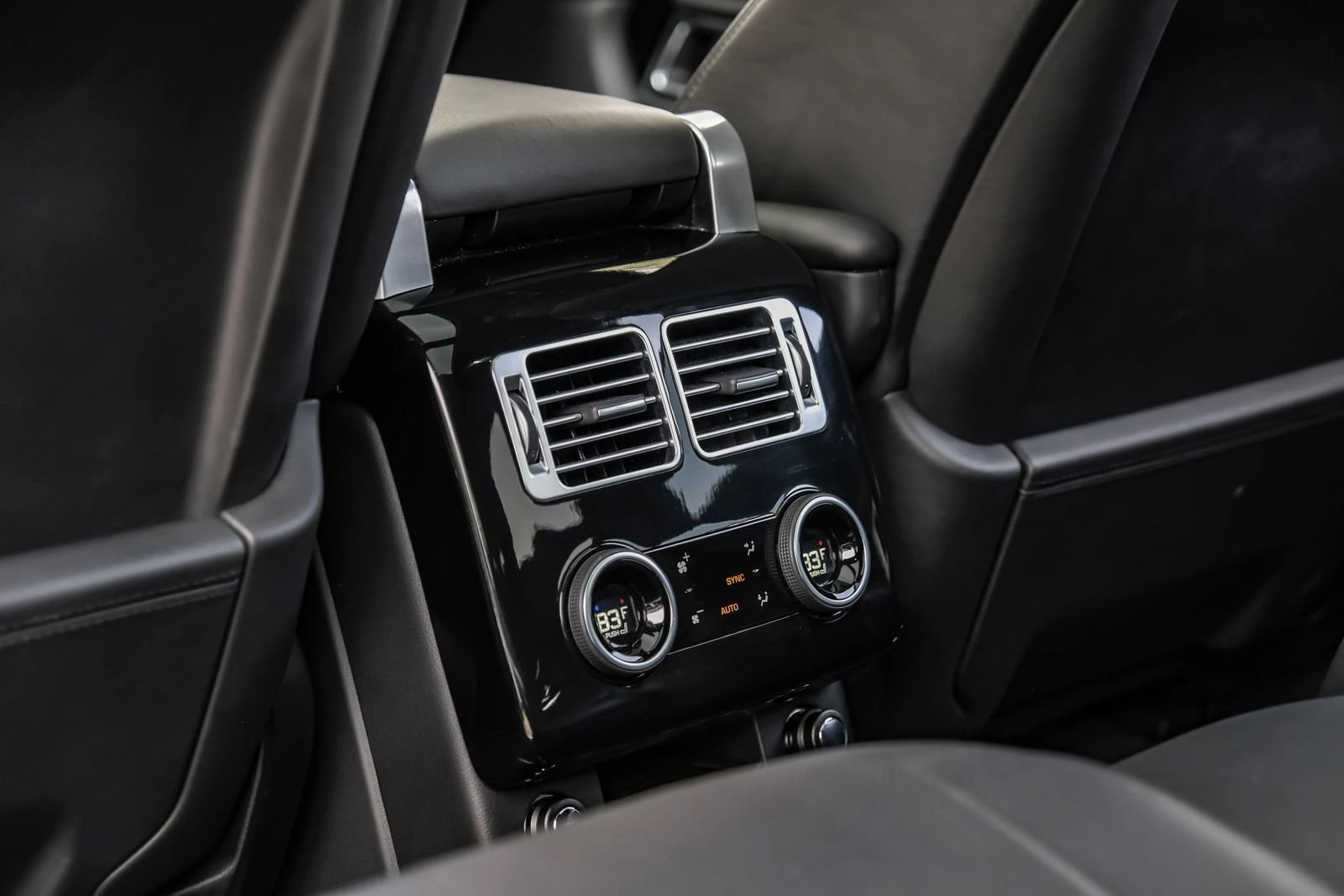 Used 2018 Land Rover Range Rover Autobiography AWD/4WD image 46