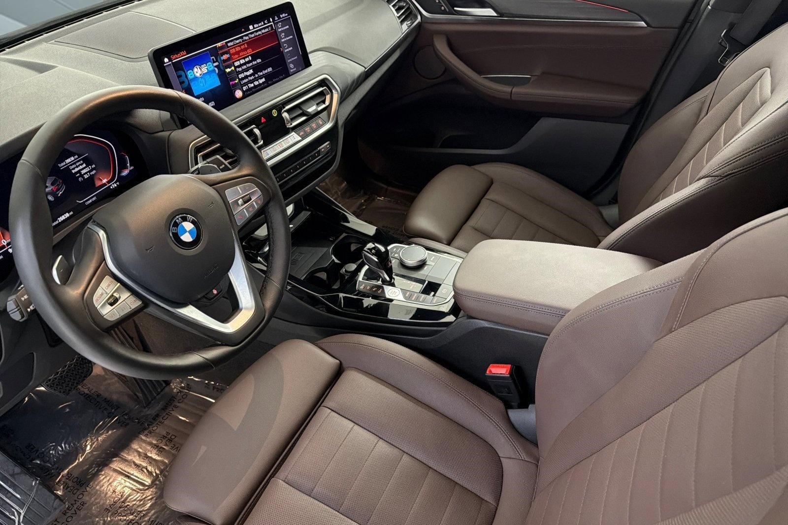 Certified 2023 BMW X3 sDrive30i w/ Premium Package w/ZPA image 4