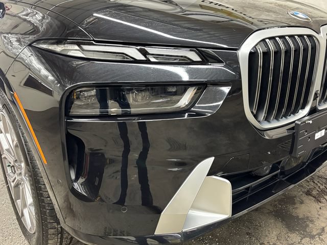 Used 2023 BMW X7 xDrive40i w/ Parking Assistance Package AWD/4WD image 30