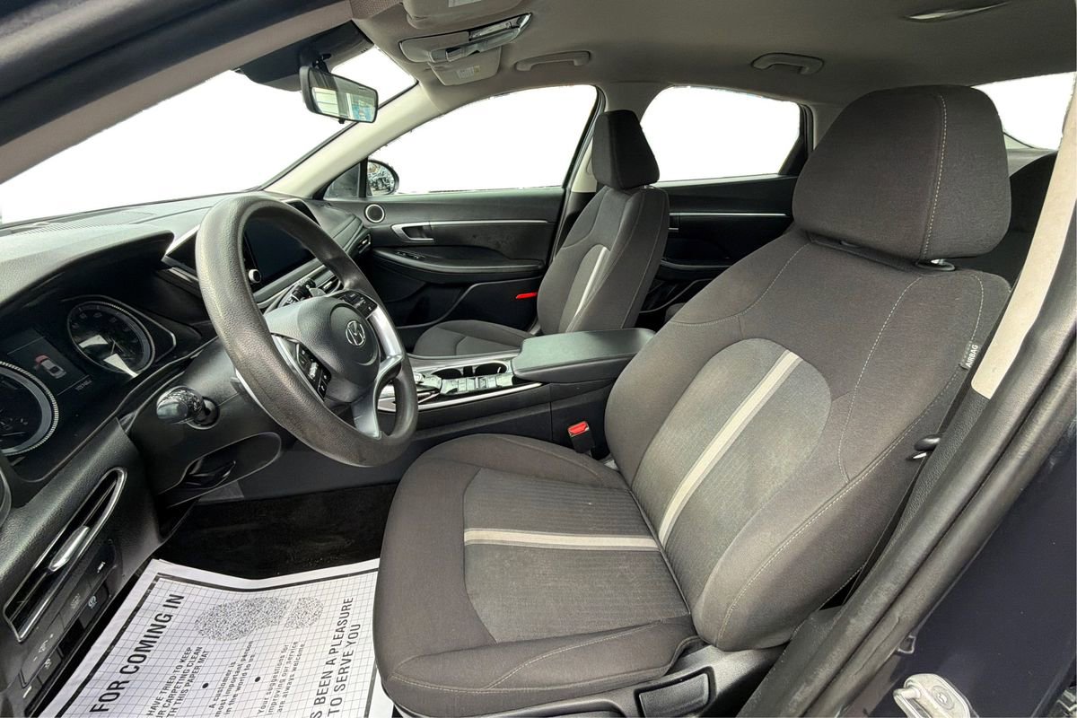 Used 2023 Hyundai Sonata Blue image 9
