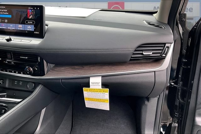 New 2026 Nissan Rogue Platinum w/ Tech Package AWD/4WD image 16