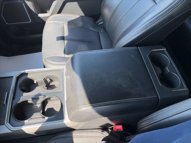 Used 2021 Ford F250 Lariat w/ Chrome Package image 18