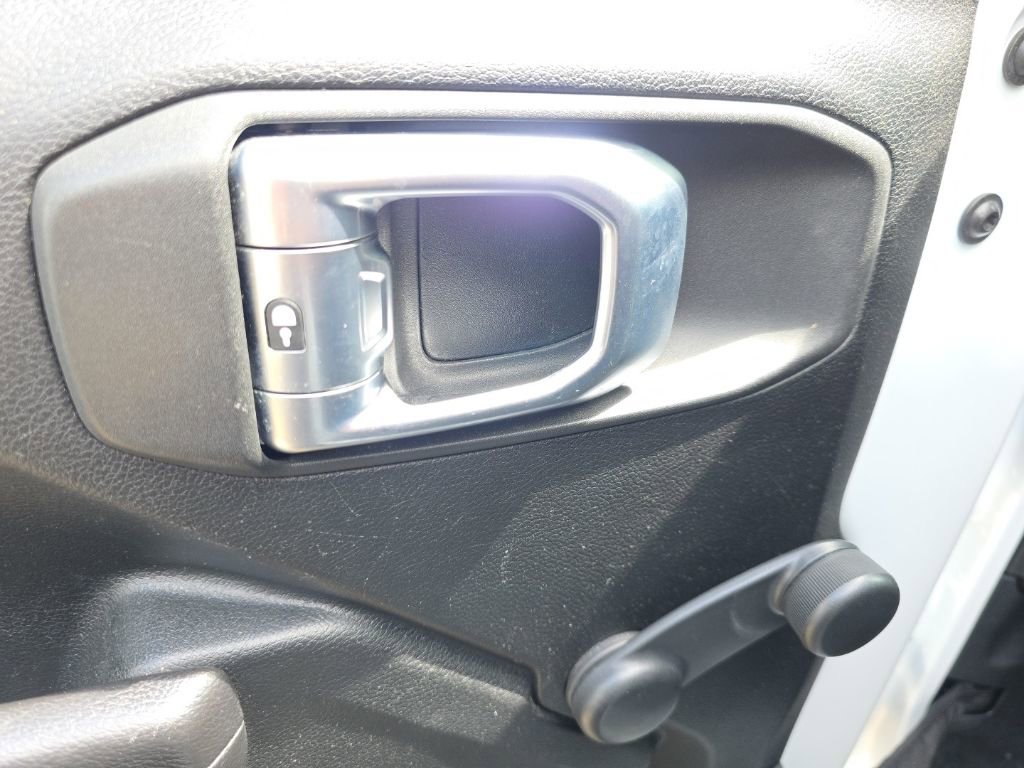 Used 2020 Jeep Wrangler Sport image 14