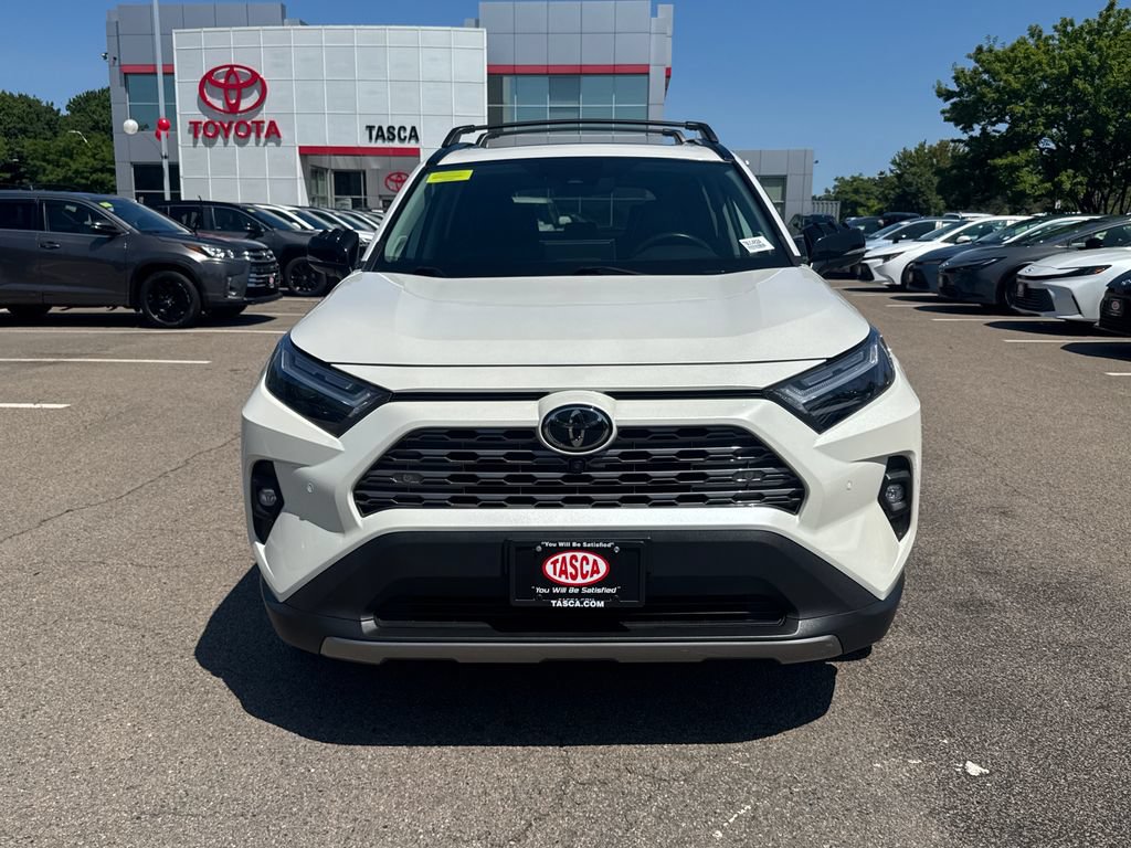Used 2022 Toyota RAV4 Limited AWD/4WD image 2