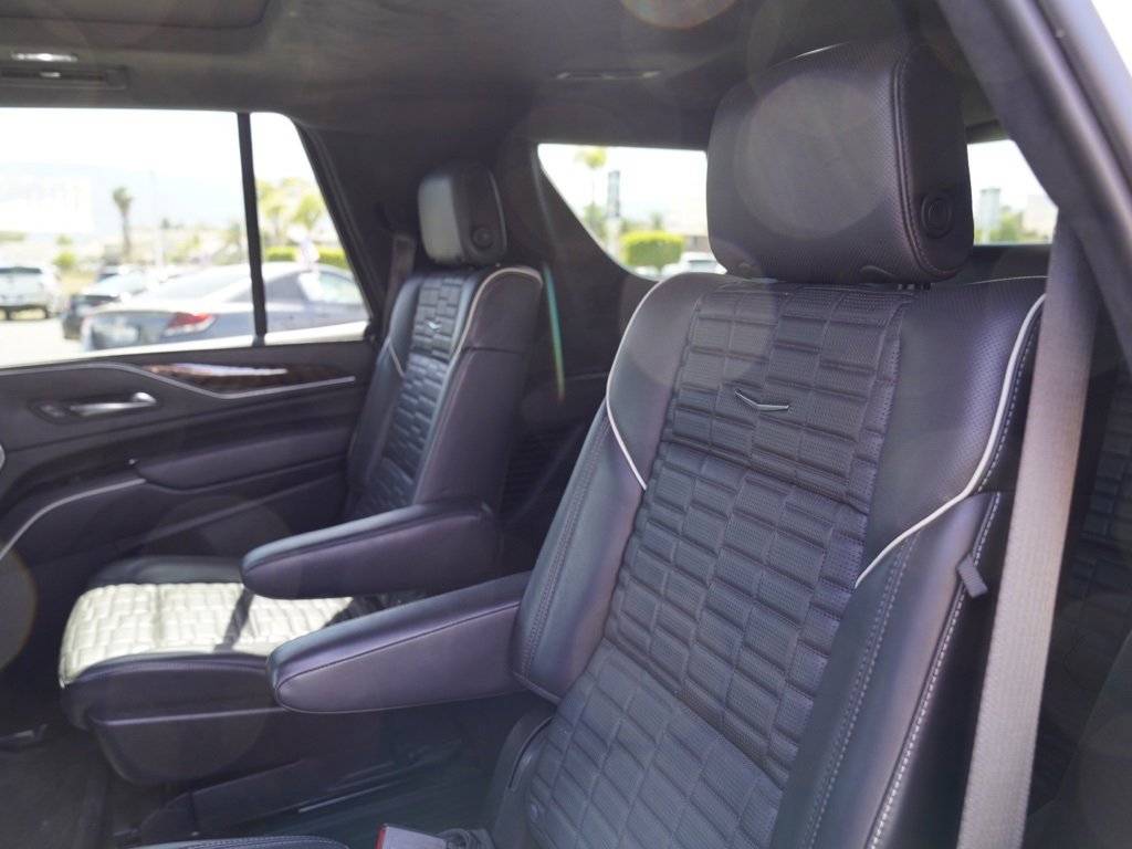 Used 2021 Cadillac Escalade Sport Platinum w/ Heavy-Duty Trailer Package image 22