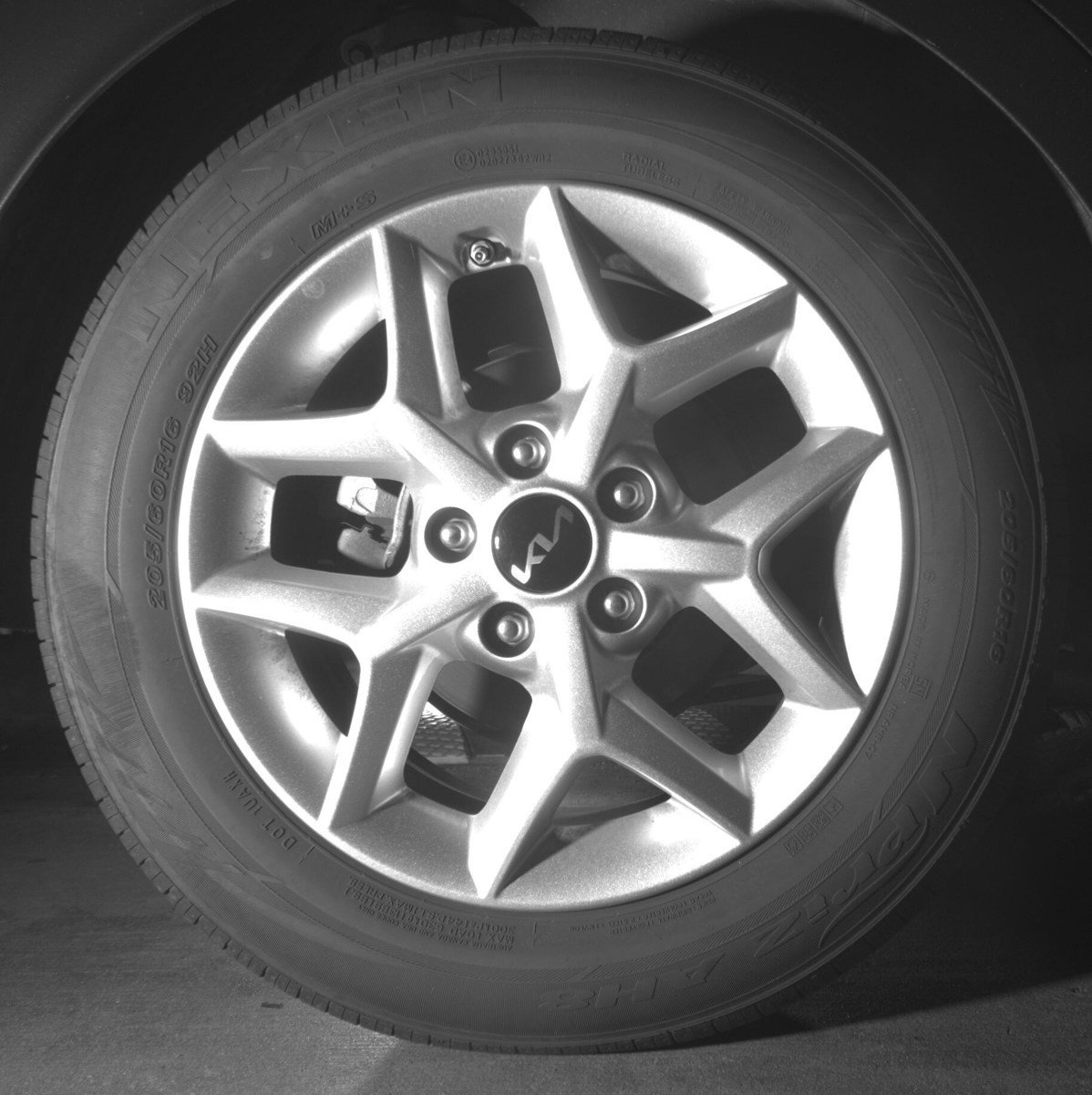 Used 2025 Kia Soul LX w/ LX Technology Package image 12