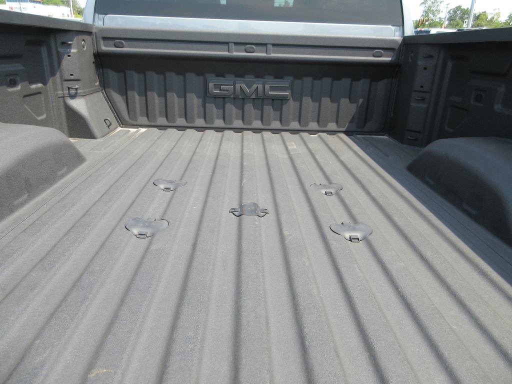 Certified 2026 GMC Sierra 2500 SLE w/ SLE Value Package; AWD/4WD image 9