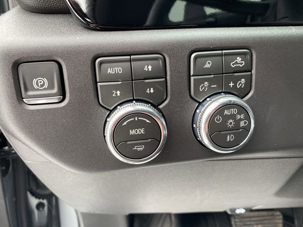 New 2026 GMC Sierra 1500 SLT w/ SLT Premium Plus Package image 14
