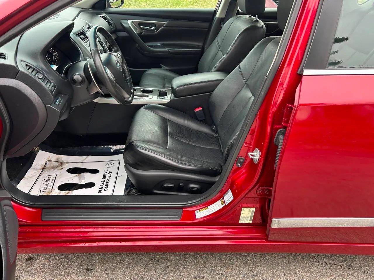 Used 2015 Nissan Altima 3.5 SL FWD image 13