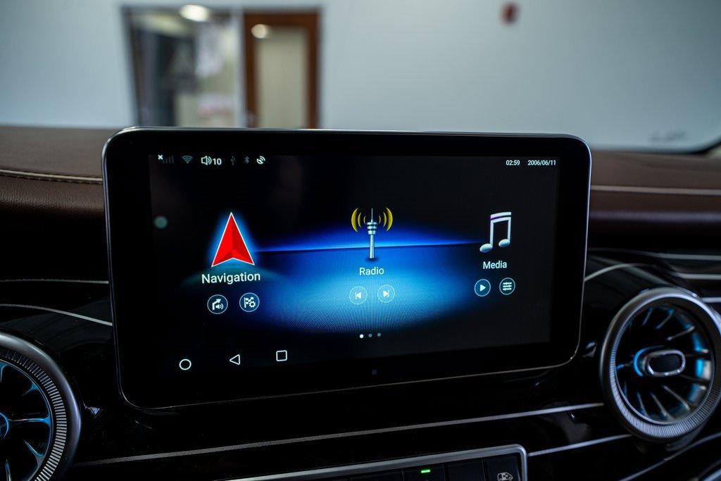 Used 2020 Mercedes-Benz Metris Passenger image 40