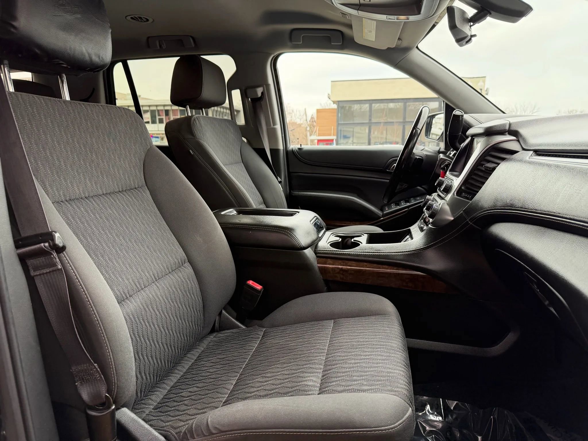 Used 2017 Chevrolet Tahoe LS w/ All-Season Package image 18