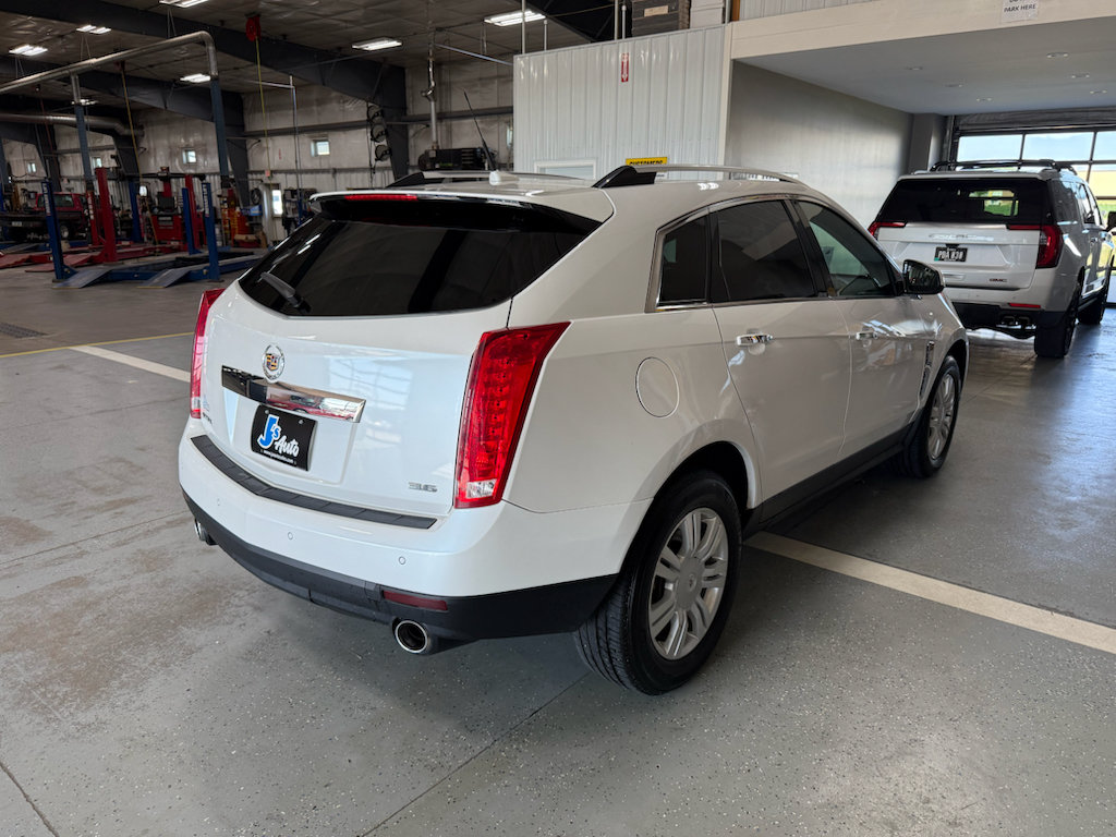 Used 2012 Cadillac SRX Luxury FWD image 7