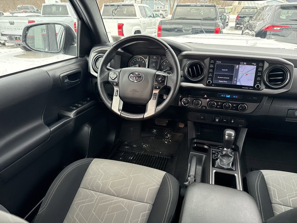 Used 2023 Toyota Tacoma TRD Sport image 11