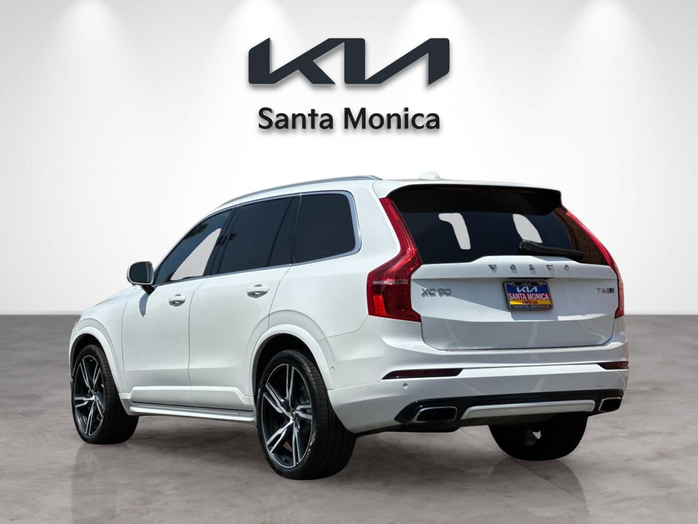Used 2019 Volvo XC90 T6 R-Design w/ Advanced Package AWD/4WD image 4