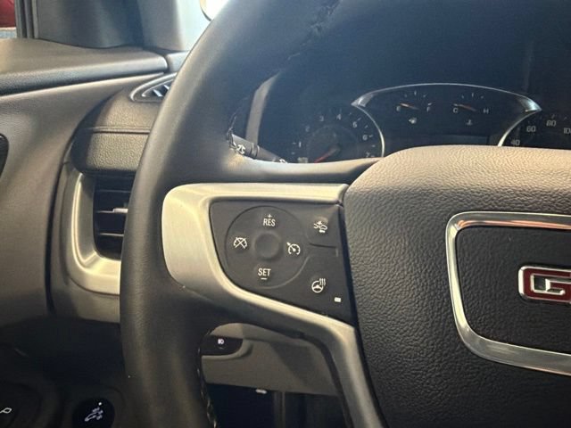 Used 2024 GMC Terrain SLT AWD/4WD image 33
