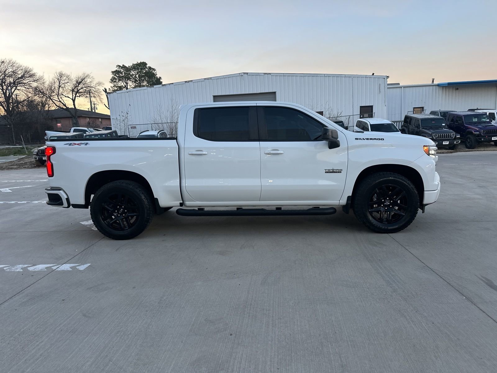 Used 2023 Chevrolet Silverado 1500 RST w/ Rally Edition image 6