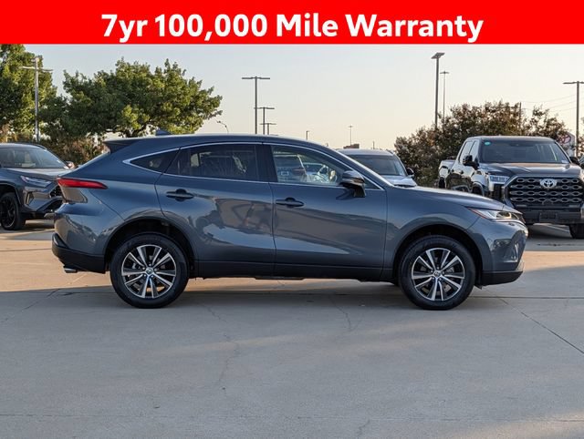 Certified 2023 Toyota Venza LE AWD/4WD image 4
