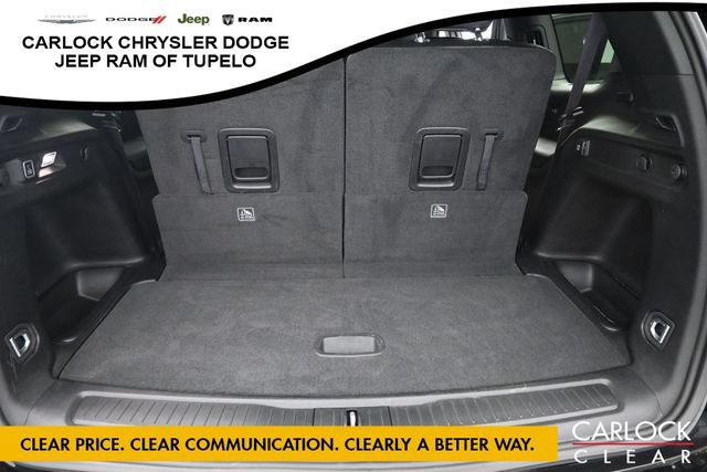 Used 2023 Jeep Grand Cherokee L Laredo RWD image 28