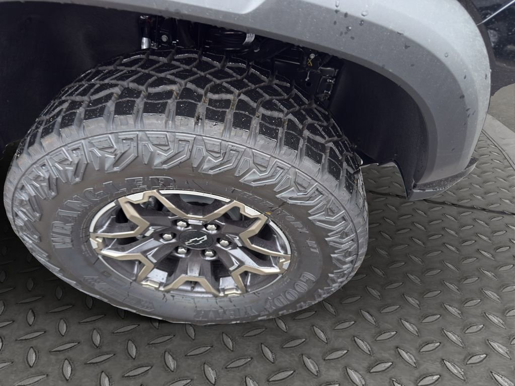 New 2026 Chevrolet Colorado ZR2 w/ Technology Package image 23