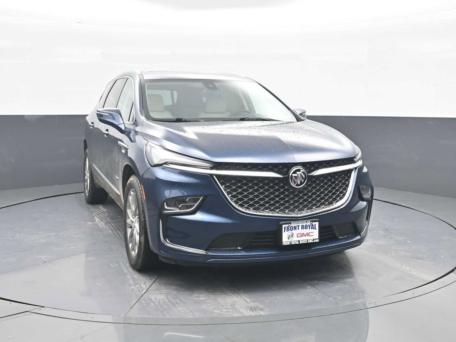 Used 2024 Buick Enclave Avenir w/ Avenir Technology Package AWD/4WD image 2