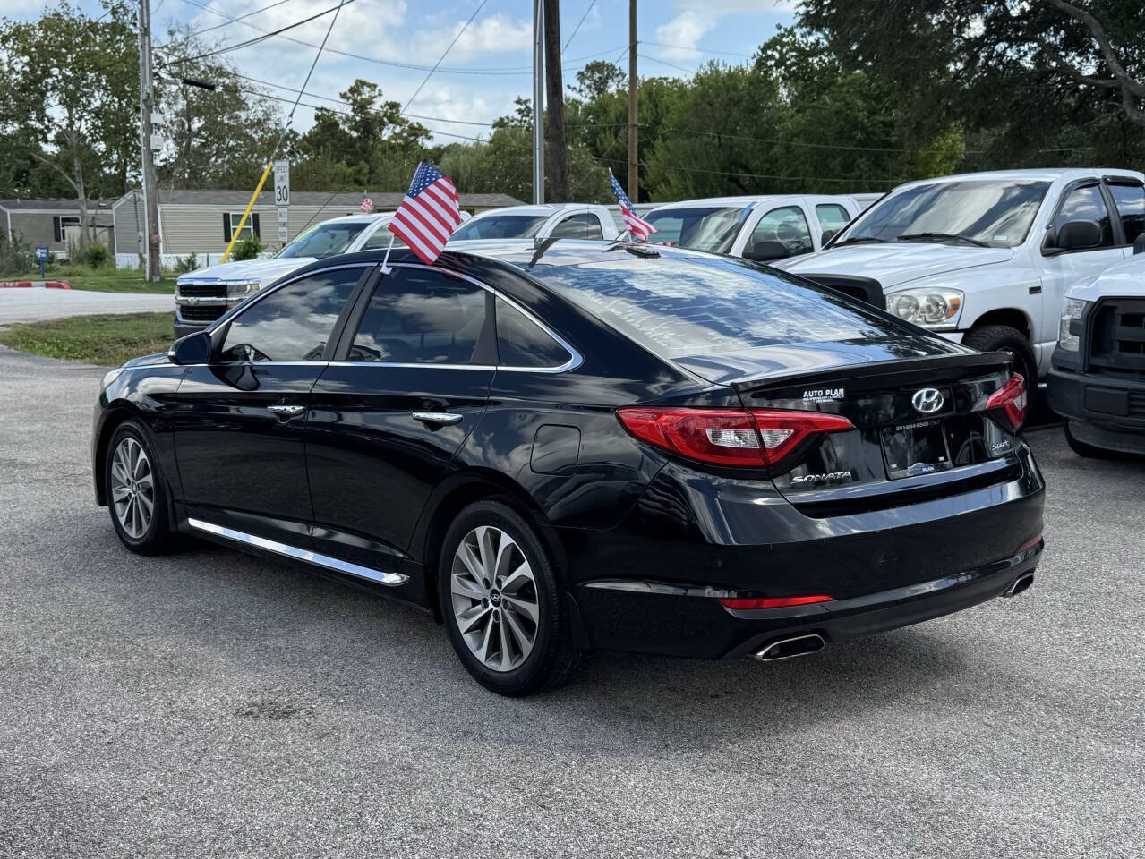 Used 2015 Hyundai Sonata Sport w/ Option Group 03 FWD image 8